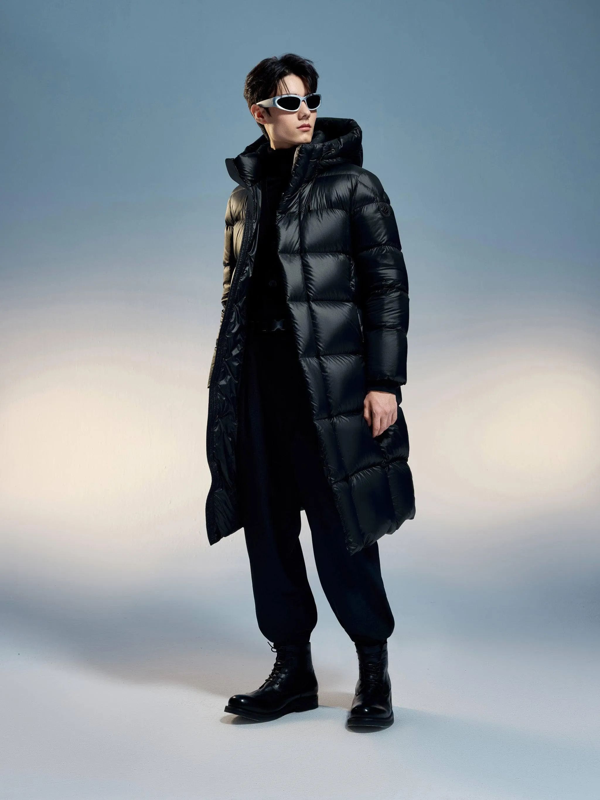 Classic long puffer with hood