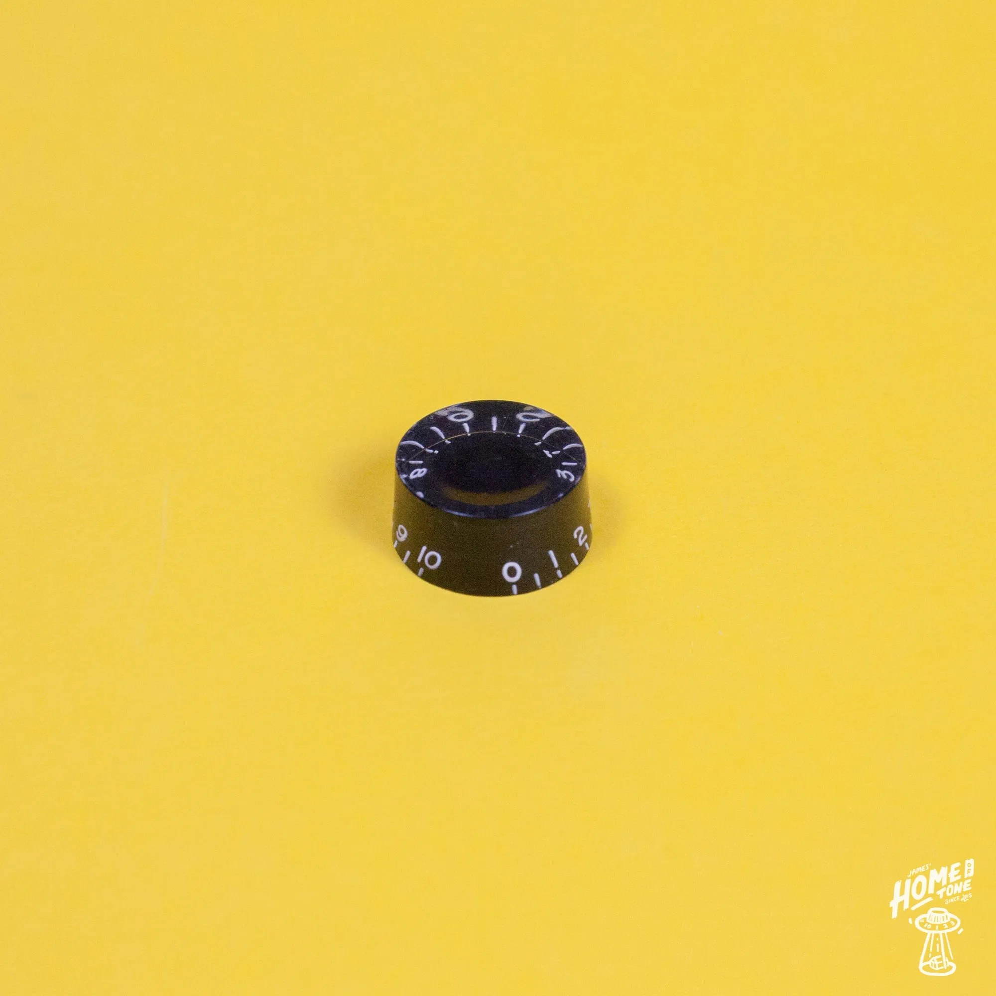 Gibson style 'Speed' Control knob with embossed numbers for 5.95mm 24 Spline USA spec pots