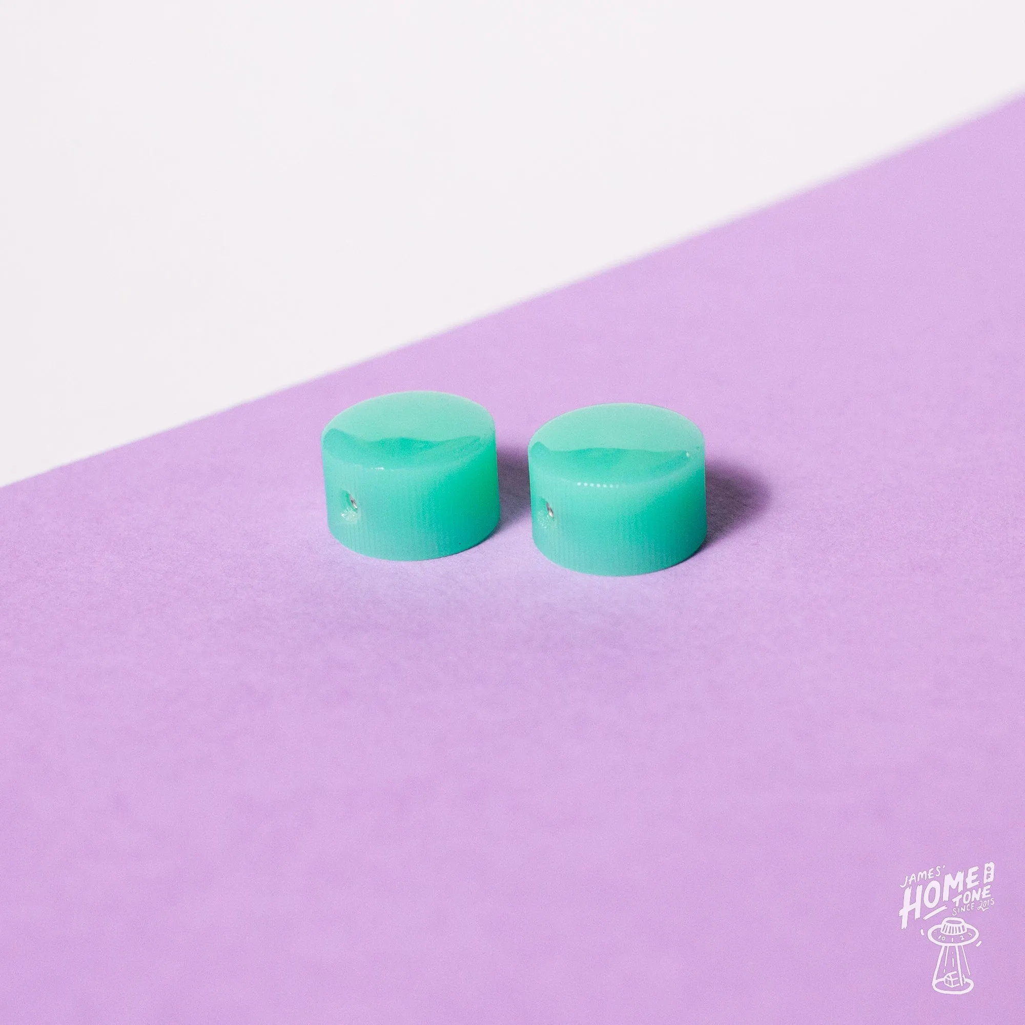 Knob Head custom - Jadeite cupcake control knob duo