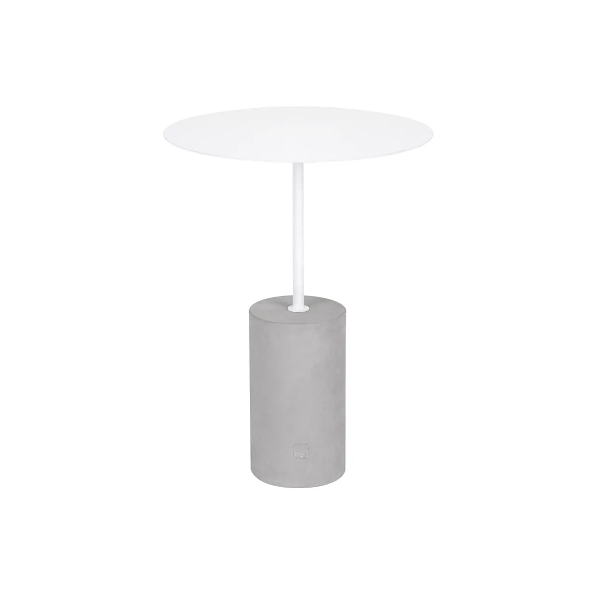 m.a.d Pier Side Table