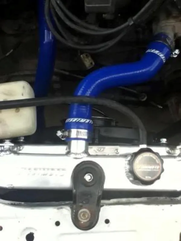 Mishimoto Radiator Honda Del Sol (1993-1997) 2 Row Aluminum MMRAD-CIV-92