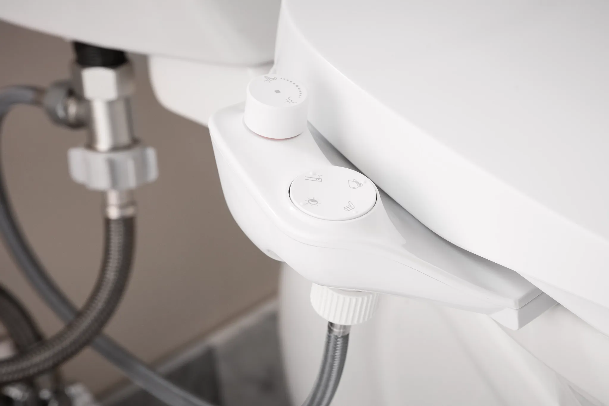 Moen 3-series Electronic Bidet Seat