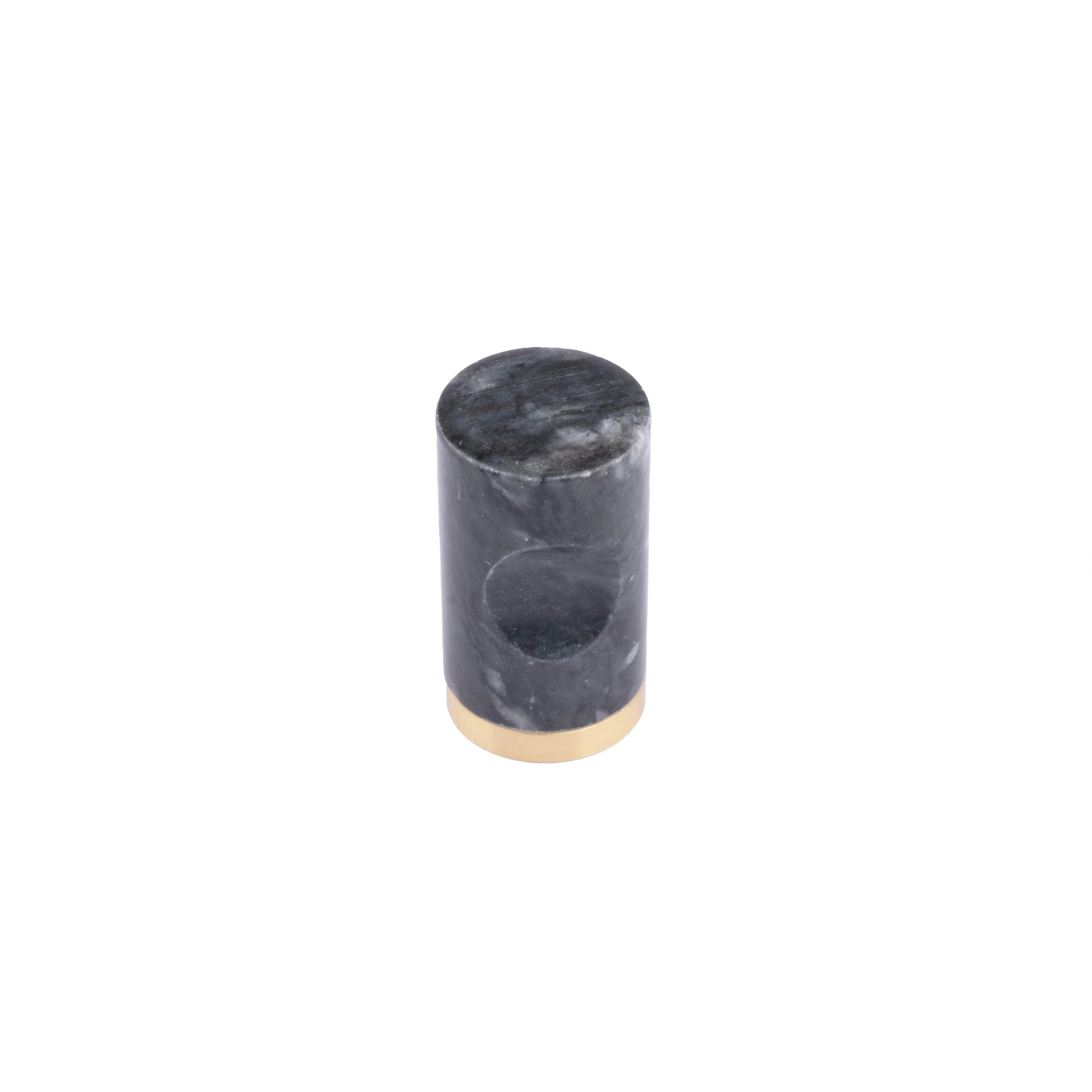 Onyx Knob